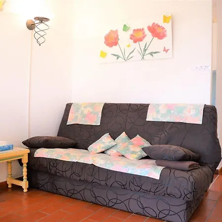Apartment 2p Avec Terrasse, Jardin Et Piscine - Le Lavandou, 4 Couchages, Parking Inclus - Fr-1-251-573 *