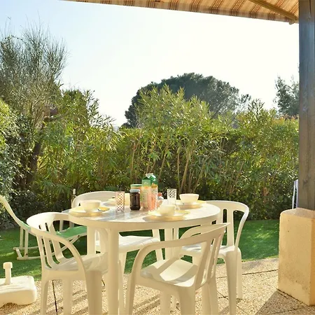 2p Avec Terrasse, Jardin Et Piscine - Le Lavandou, 4 Couchages, Parking Inclus - Fr-1-251-573 Le Lavandou