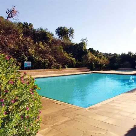 Apartment 2p Avec Terrasse, Jardin Et Piscine - Le Lavandou, 4 Couchages, Parking Inclus - Fr-1-251-573 *